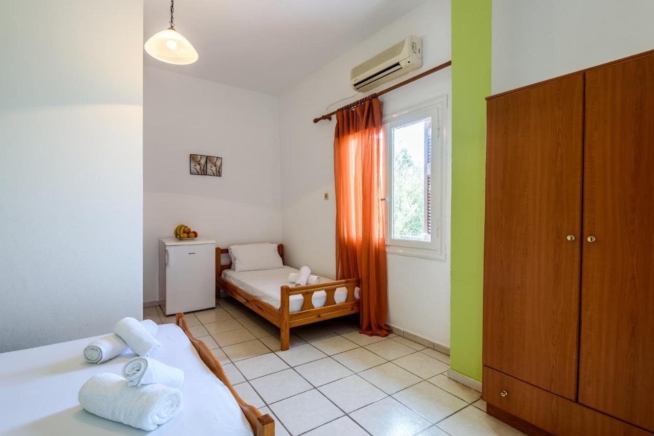 Apartament Antonis Studio Sfinárion Zewnętrze zdjęcie