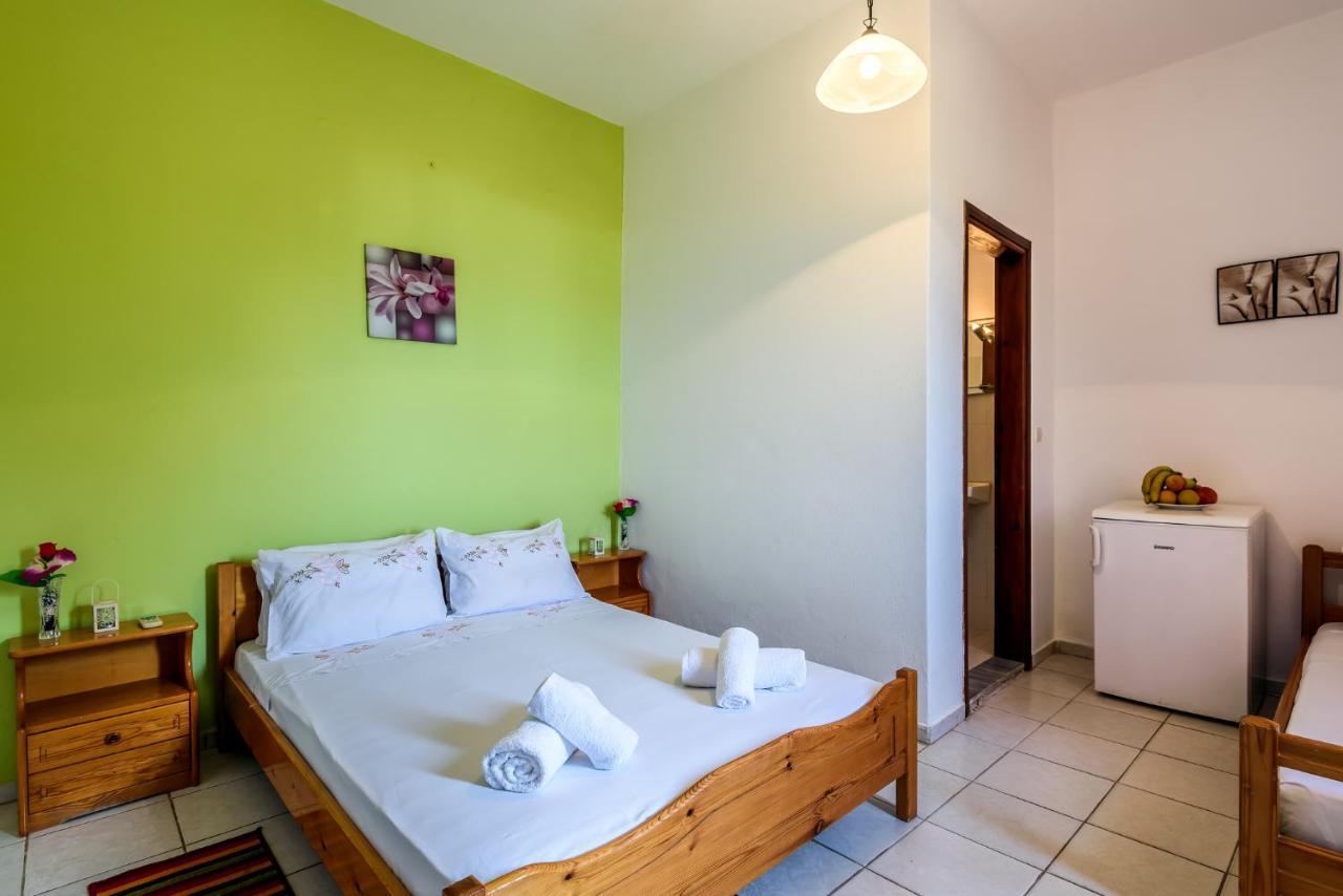 Apartament Antonis Studio Sfinárion Zewnętrze zdjęcie